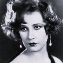 Vera Voronina als Vera