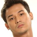 Alwyn Uytingco als 