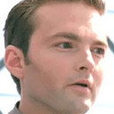 Dion Luther als Hank Weston