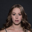 Hollybeth Gourlay als Eve