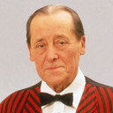 Martin Jente als Martin, the Butler