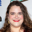 Bonnie Milligan als 