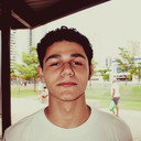 João Rafael Marinho als Ele