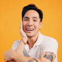 Aria Inthavong als Self - Host