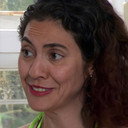 Faride Laget als Deborah Testa