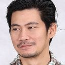 Donny Alamsyah als Andi