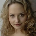 Jasmine Heikura als Girl at Eva's School