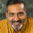 Ganesh Raj als Self - Host