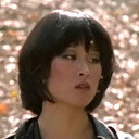 Christine Uchida als Dancing Secretary