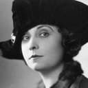 Maude George als Mrs. Jamison