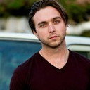 D'Angelo Midili als Prisoner Seven