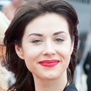 Kestie Morassi als Nurse Lauren