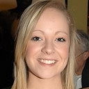 Sophie Ash als Ashlene Doonan