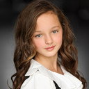 Juliette Aubin als Caroline