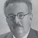 George van den Bergh als Self (archive footage)