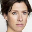 Clare Wille als TV Executive’s Wife