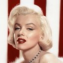 Marilyn Monroe als Kay Weston