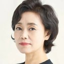 Kang Ae-sim als Young-tak's Mother