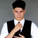Nicholas Acosta als Jim (voice)