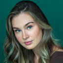 Brianna Diebolt als Grace