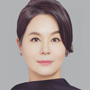 Jeong Eun-sook als Mrs. Kim (Special Appearance)