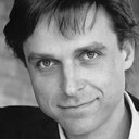Adrian Ross Magenty als Lord George