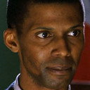 Benard Cummings als Captain Phil Moore