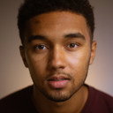 Sam Reuben als Alex