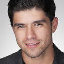 Jesse Posey als Raymond Delgado