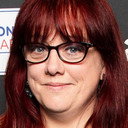 Angela Barnes als Self