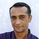 Hitham Omari als Adel