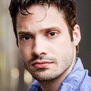 Jonathan Horne als George Tanner