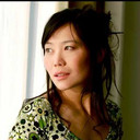 Cathy Min Jung als Miss Clinique Domotique