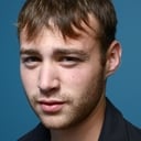 Emory Cohen als Willy Dunne