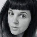 Gail Bennington als Tina