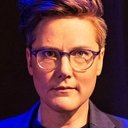 Hannah Gadsby als Self - Host