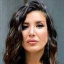 Andrea Rincón als Dra. Clit