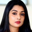 Sonal Monteiro als Nisha