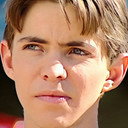Mitchell McMahon als Pigeon