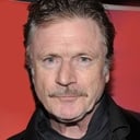 Patrick Bergin als Challenger