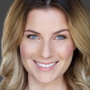 Mary Kathryn Bryant als Sarah