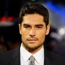 D.J. Cotrona als Dashiell Faireborn / Flint