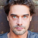 Raphaël Vogt als Georg Wallner