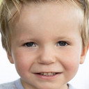 Nolan Barrière als Enfant Stéphane Dubois 3 ans