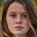 Aurelia Ott als Beatrice