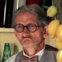 Alfredo Capitani als Baldi Family Man (uncredited)
