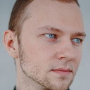 Alexandr Sidelnikov als 'Shnyr' (Flunky)