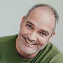 Livio Cecini als Pierre Lippert