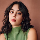 Taia Sophia als Heather