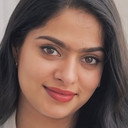 Anagha Narayanan als Shalini